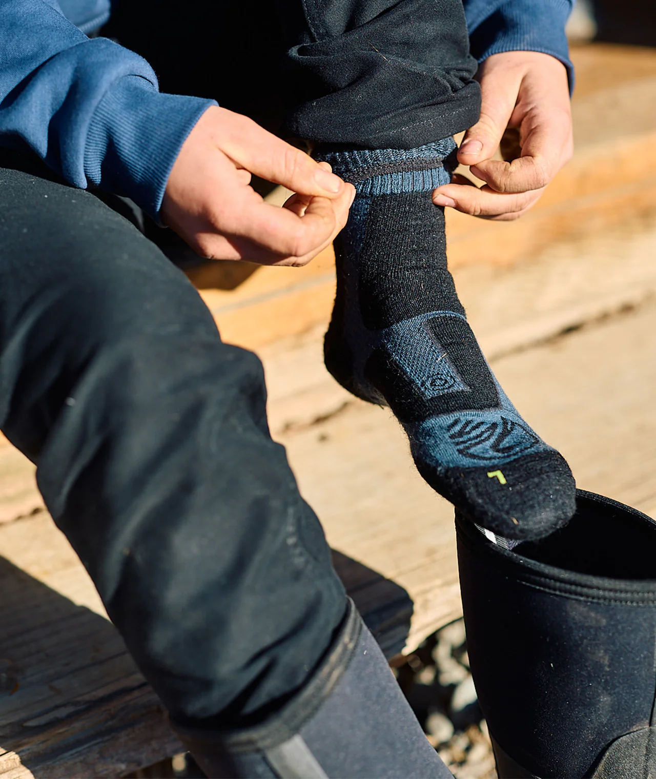 Herculan Technical Mid Socks - Image 2