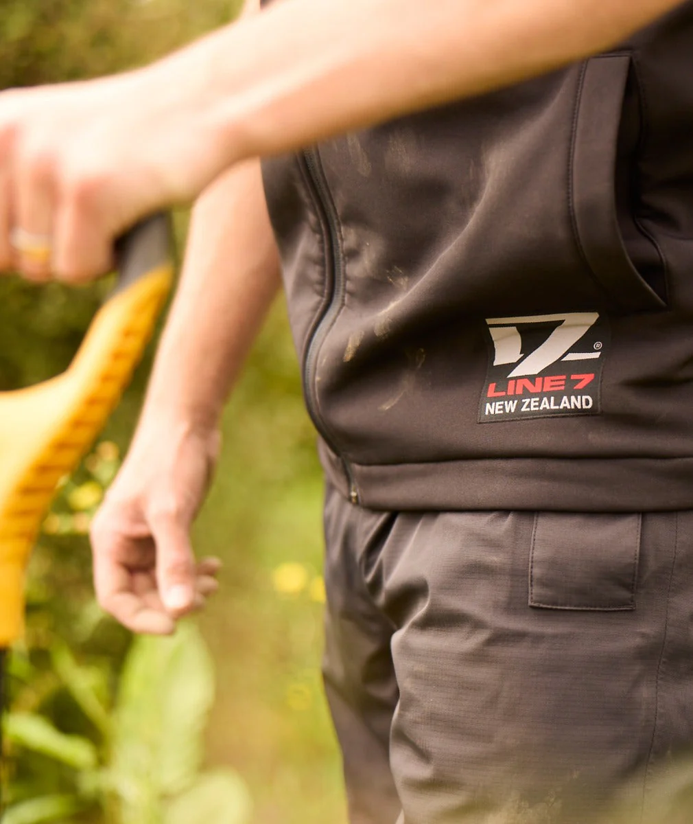Line 7 Men's Territory Wind Pro Vest - Image 3