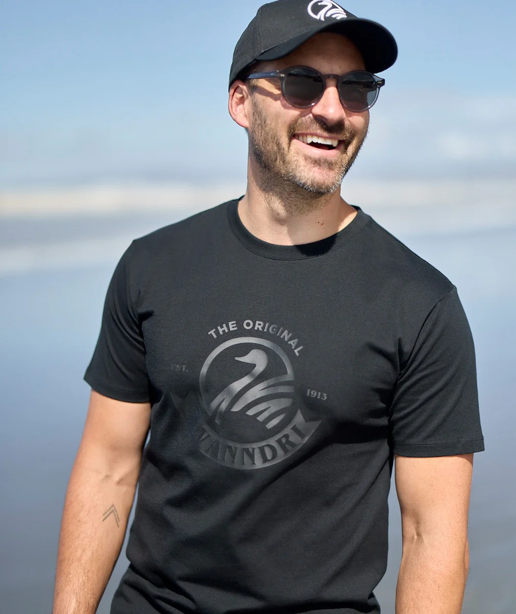 Men's Original V2 T-Shirt - Image 2
