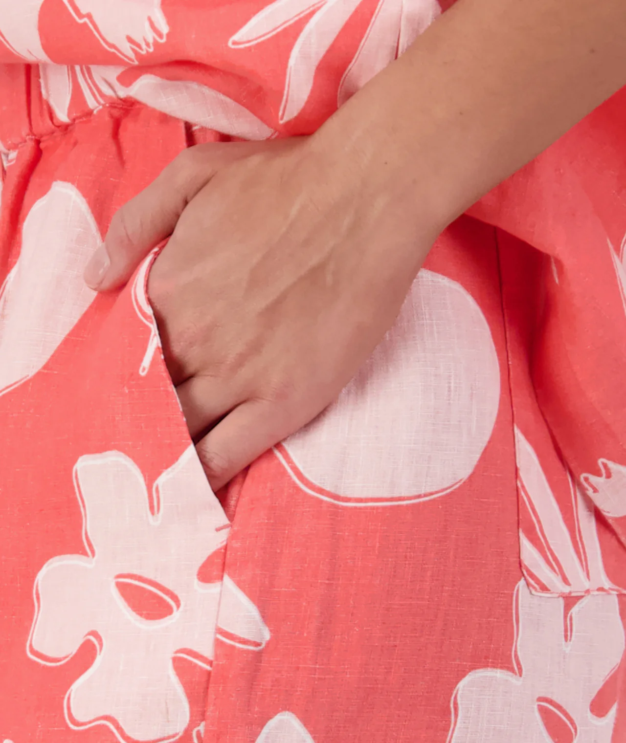 Women's Leafage Linen Short - Image 6
